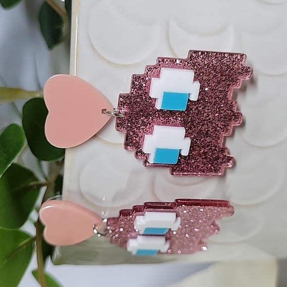 🔥LAST PAIR🔥Gamer Girl PacMan Ghost Drop Earrings - Picture 4 of 5